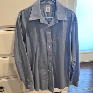 Men’s Brooks Brothers Button Down Shirt